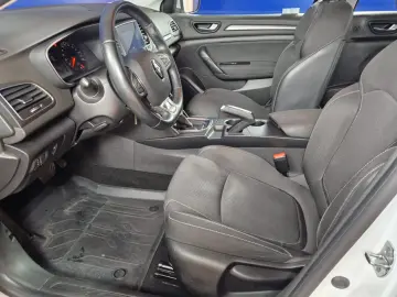 RENAULT MEGANE ZEN 1.3TCE DCT 140 CP 2021