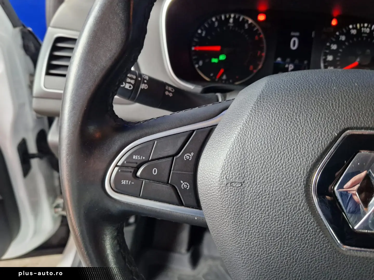 RENAULT MEGANE ZEN 1.3TCE DCT 140 CP 2021