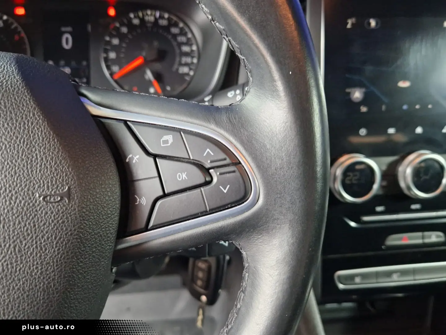 RENAULT MEGANE ZEN 1.3TCE DCT 140 CP 2021