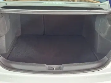 RENAULT MEGANE ZEN 1.3TCE DCT 140 CP 2021