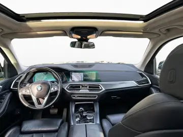 BMW X5 xDrive45e xLine Laser SoftClose HUD