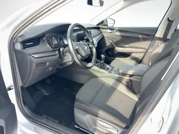 Škoda Octavia AMBITION 1.5 TSI