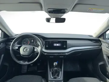 Škoda Octavia AMBITION 1.5 TSI