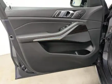 BMW X5 xDrive30d Laser 360 DisplayKey HUD ACC AuxHeat