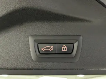 BMW X5 xDrive30d Laser 360 DisplayKey HUD ACC AuxHeat