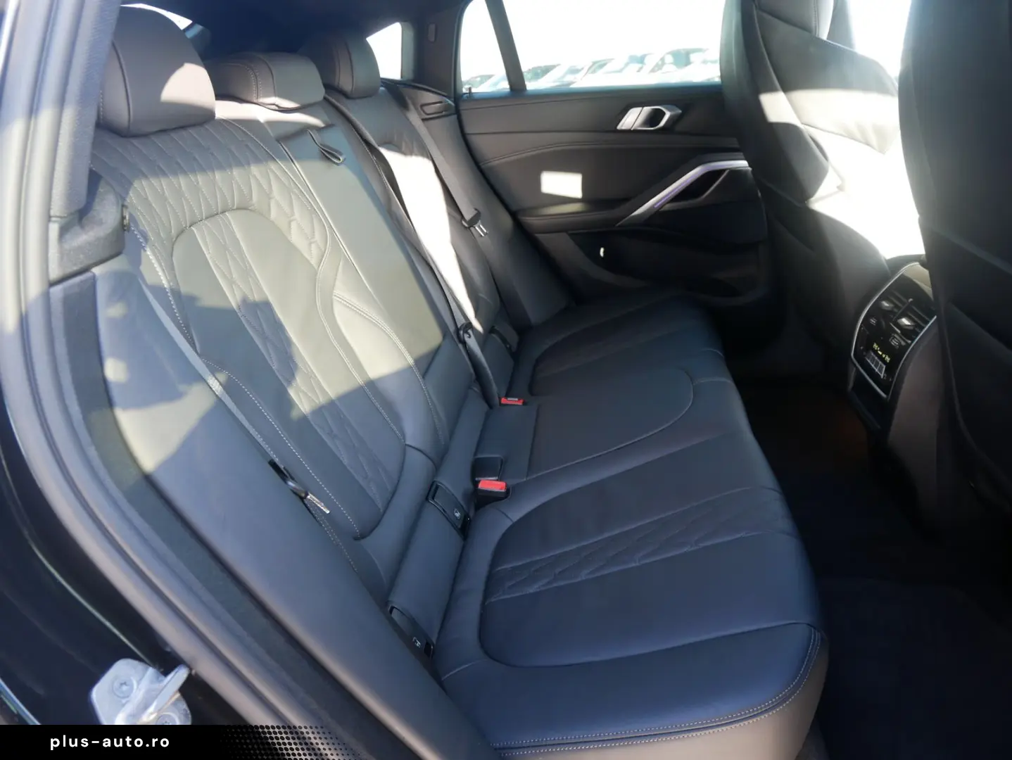 BMW X6 xDrive40d M Sport HUD HiFi PA  DA. Prof PANO