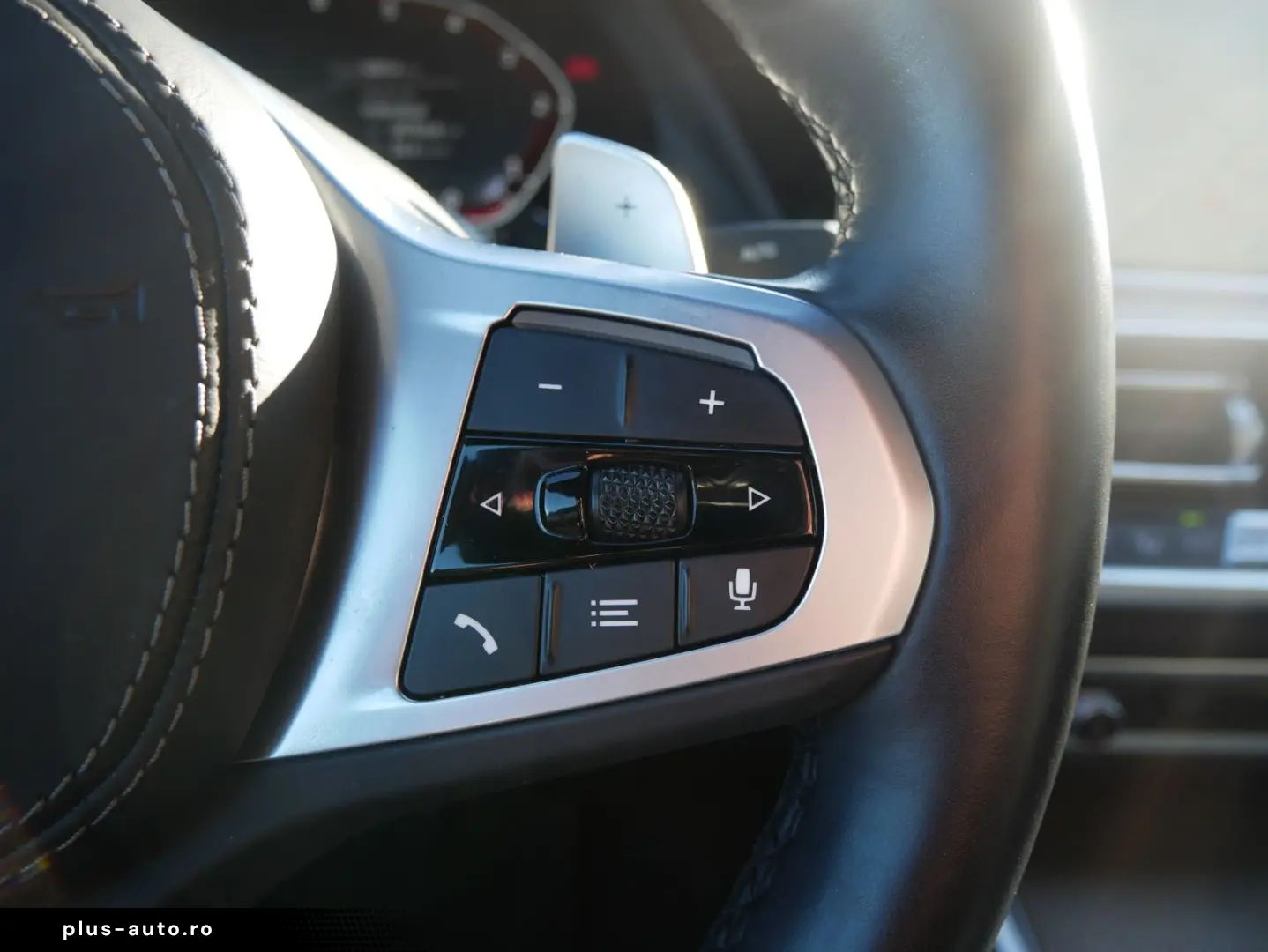 BMW X6 xDrive40d M Sport HUD HiFi PA  DA. Prof PANO