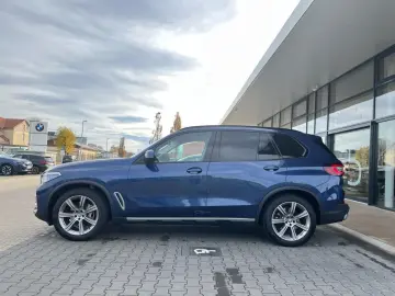 BMW X5 xDrive30d xLine Laser HUD H&K SoftClose