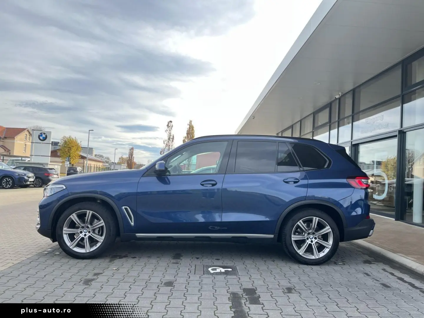 BMW X5 xDrive30d xLine Laser HUD H&K SoftClose