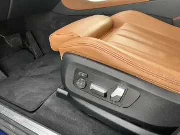 BMW X5 xDrive30d xLine Laser HUD H&K SoftClose