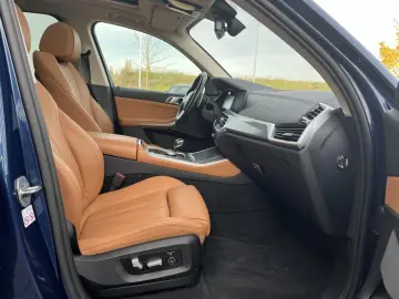 BMW X5 xDrive30d xLine Laser HUD H&K SoftClose