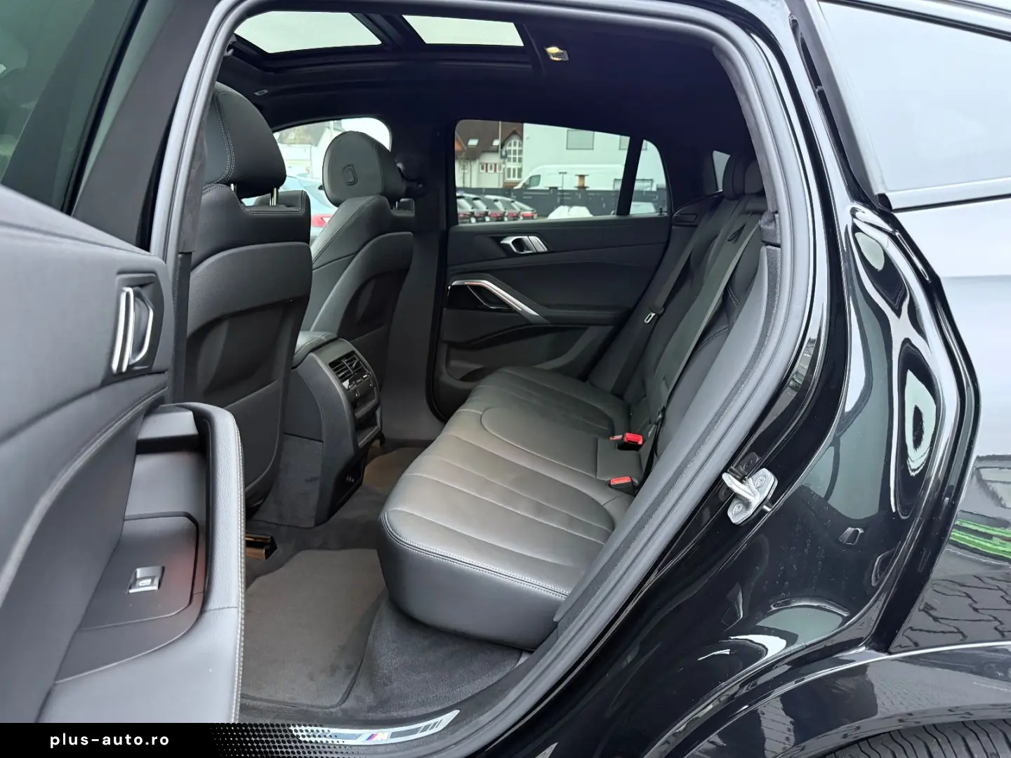 BMW X6 40xd MSPORT INDIVIDUAL 360 ACC HUD SKYLONUNGE