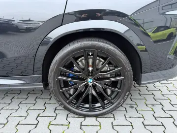 BMW X6 40xd MSPORT INDIVIDUAL 360 ACC HUD SKYLONUNGE