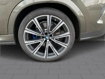 BMW X6 xDrive 40d M Sportpaket AHK HUD Pano Luftfede