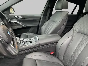 BMW X6 xDrive 40d M Sportpaket AHK HUD Pano Luftfede
