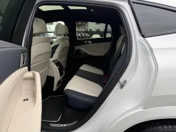 BMW X6 40xd MSPORT INDIVIDUAL 360 ACC HUD LASER AHK