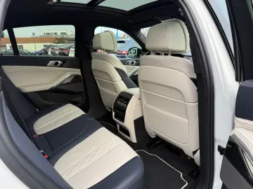 BMW X6 40xd MSPORT INDIVIDUAL 360 ACC HUD LASER AHK