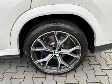 BMW X6 40xd MSPORT INDIVIDUAL 360 ACC HUD LASER AHK