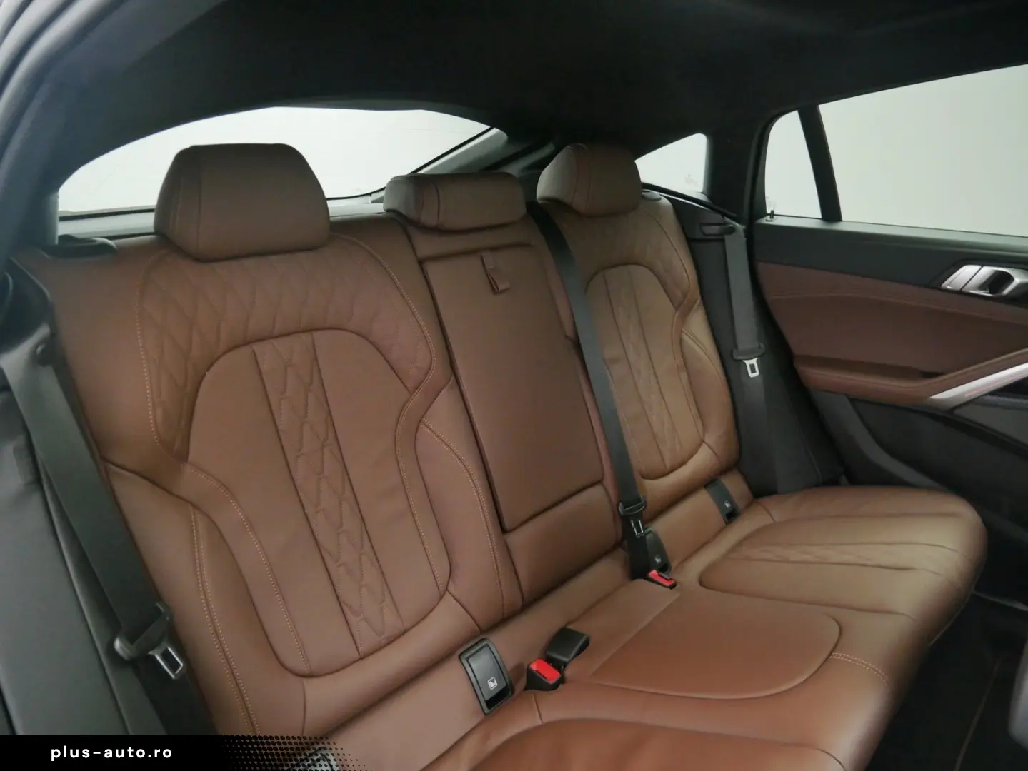 BMW X6 xDrive 40d (M-Sport Navi AHK Pano HUD HK 360)