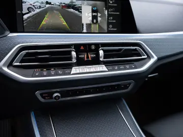 BMW X5 xDr45e HUD 360  LASER ACC DisplayKey H&K