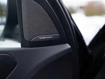 BMW X5 xDr45e HUD 360  LASER ACC DisplayKey H&K