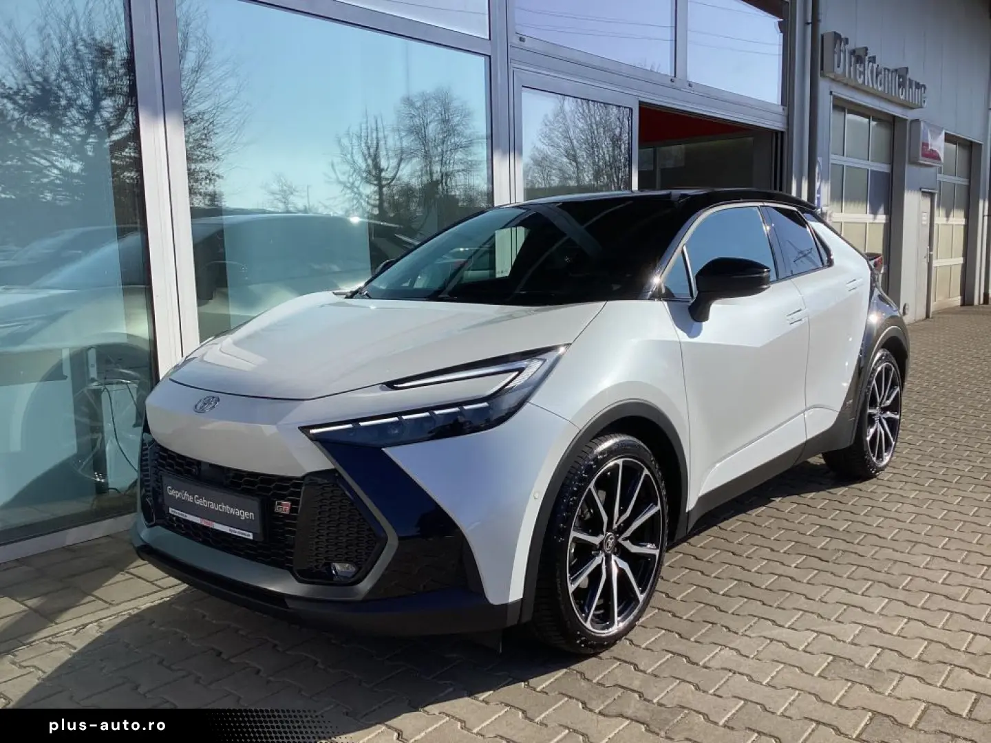 TOYOTA C-HR 2.0 Hybrid AWD GR SPORT Premiere