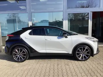 TOYOTA C-HR 2.0 Hybrid AWD GR SPORT Premiere