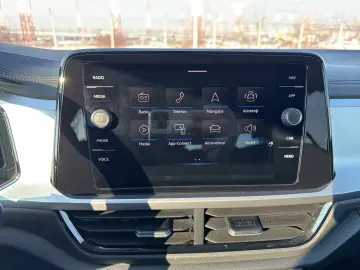 VW T-Roc Advanced 1.5 TSI DSG