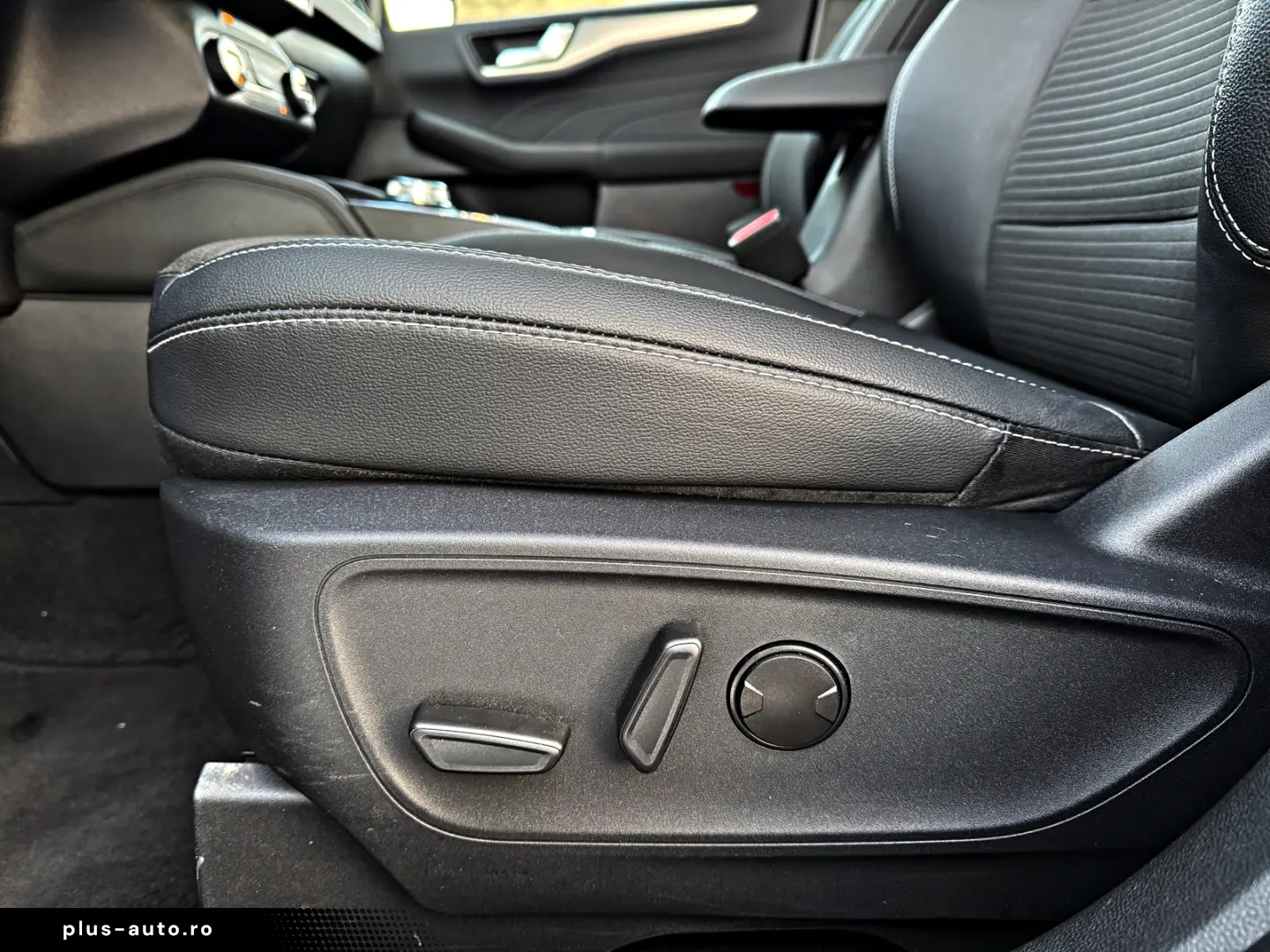 FORD Kuga Plug In Hybrid Titanium X