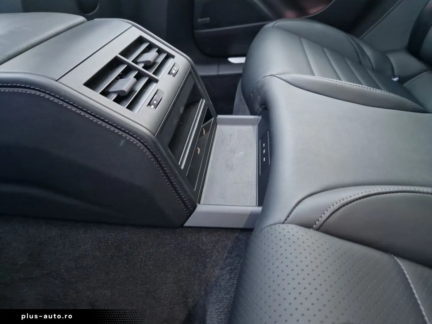 PORSCHE Panamera Facelift