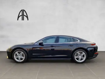 PORSCHE Panamera Facelift