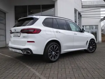 BMW X5 xDrive30d M Sportpaket Laser Head Up HiFi Hud