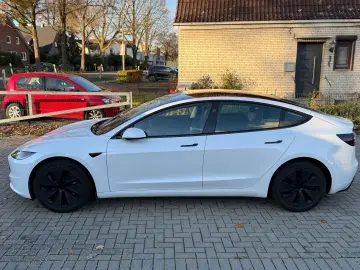 TESLA TESLA MODEL 3 HIGHLAND RWD MWST