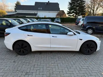 TESLA TESLA MODEL 3 HIGHLAND RWD MWST