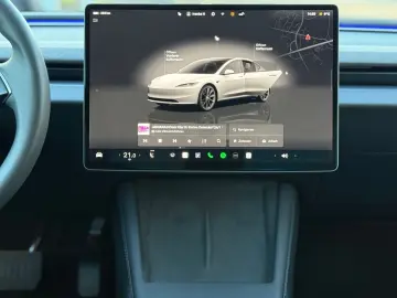 TESLA TESLA MODEL 3 HIGHLAND RWD MWST