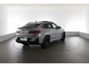 BMW X4 M Competition Anhängerkupplung Panorama Glasd