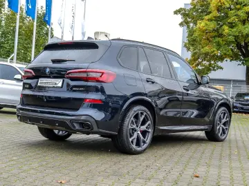 BMW X5 xDr40i MSport Ventilation AmbAir Hud DAPro H&K