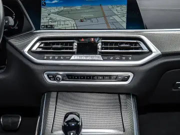 BMW X5 xDr40i MSport Ventilation AmbAir Hud DAPro H&K