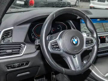 BMW X5 xDr40i MSport Ventilation AmbAir Hud DAPro H&K