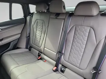 BMW X4 M Competition Pano HeadU ACC 360  HarmanKardo