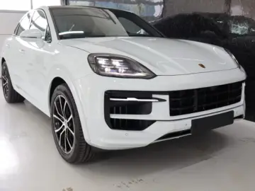 Porsche Cayenne Coupe   CHRONO BOSE PANO