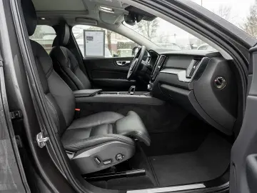 VOLVO XC60 T6 AWD Plus Bright