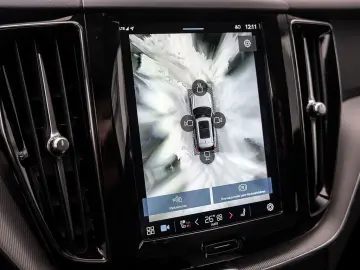 VOLVO XC60 T6 AWD Plus Bright