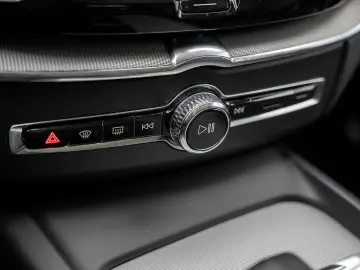 VOLVO XC60 T6 AWD Plus Bright