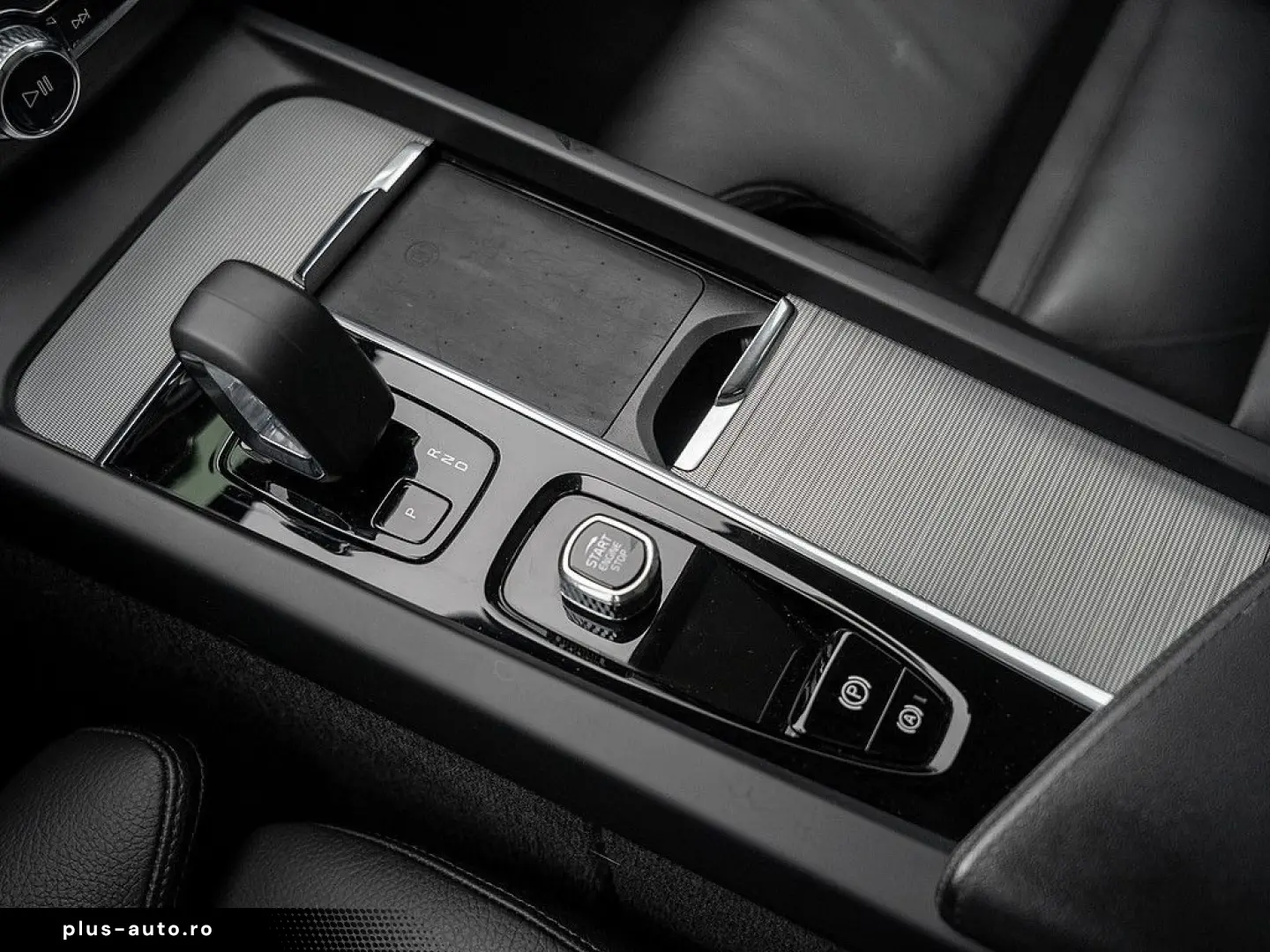 VOLVO XC60 T6 AWD Plus Bright