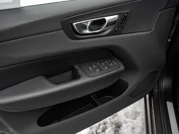 VOLVO XC60 T6 AWD Plus Bright