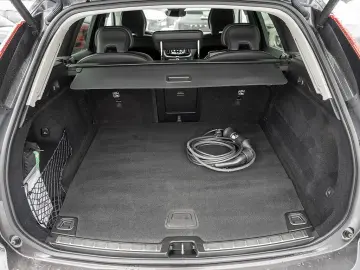 VOLVO XC60 T6 AWD Plus Bright