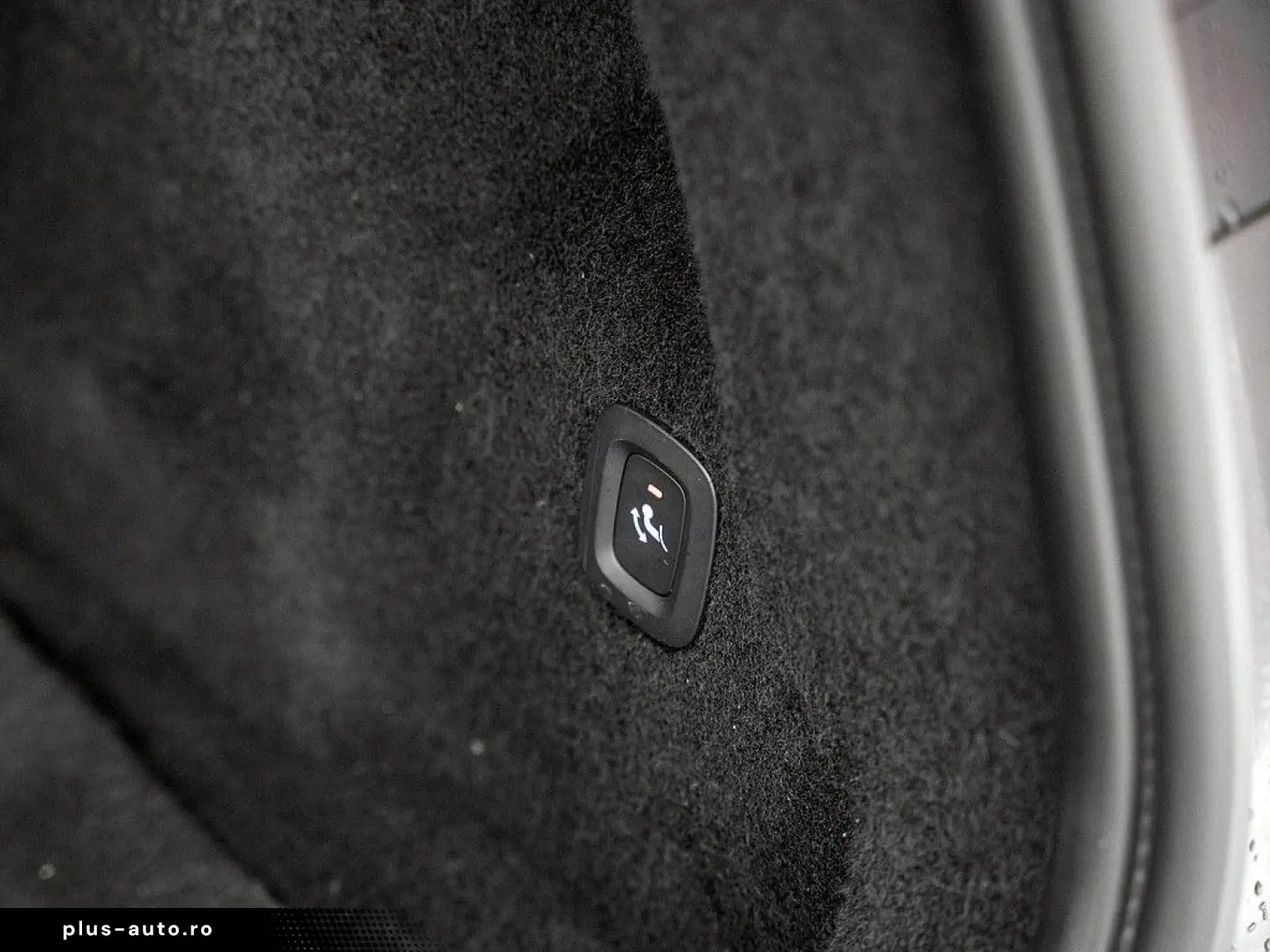 VOLVO XC60 T6 AWD Plus Bright