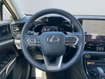 LEXUS NX 450h  Executive Line