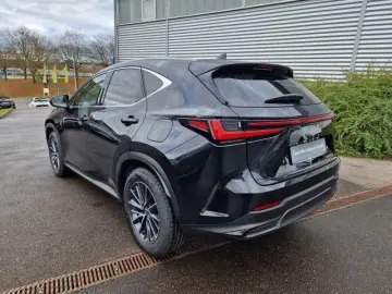 LEXUS NX 450h  E-FOUR Executive Line HUD Leder Navi 36
